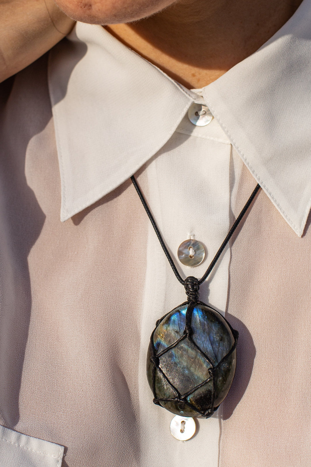 Mystical Labradorite Dragonheart Necklace - Aris-State of Style