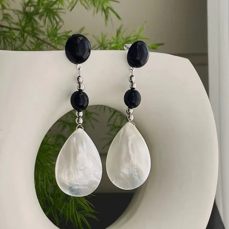 Naia Vintage Shell Earrings-State of Style