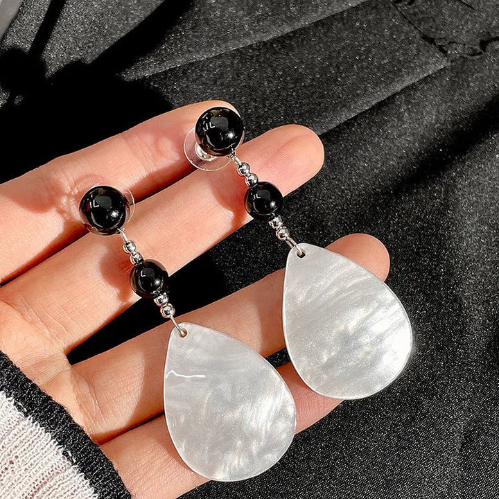 Naia Vintage Shell Earrings-State of Style