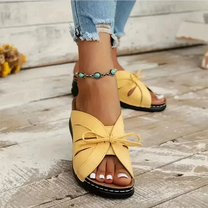 Orthopaedic Wedge Sandals with Arched Knot – Mirella-Red-3-State of Style