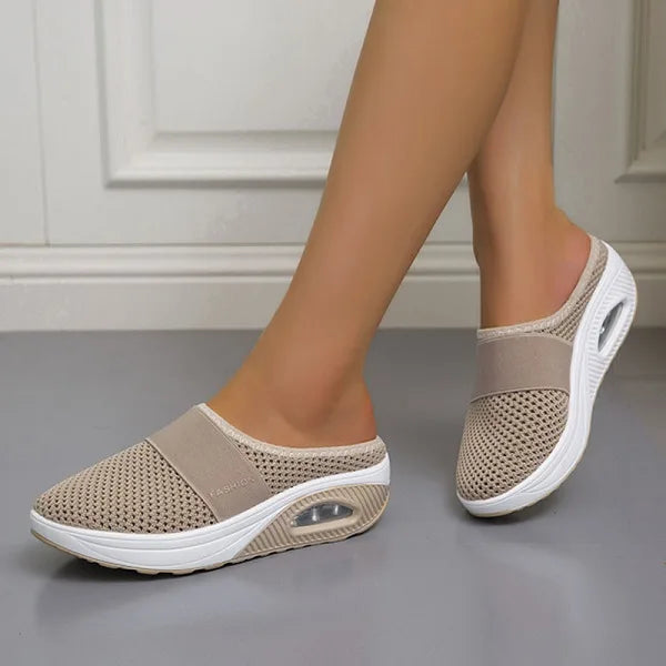 Orthopedische Ademende Zwarte Pantoffels - Lisa-Beige-35-State of Style