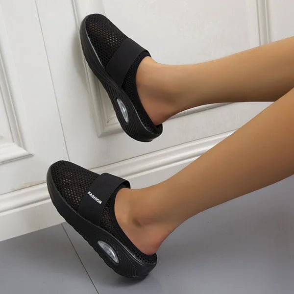 Orthopedische Ademende Zwarte Pantoffels - Lisa-Zwart-35-State of Style