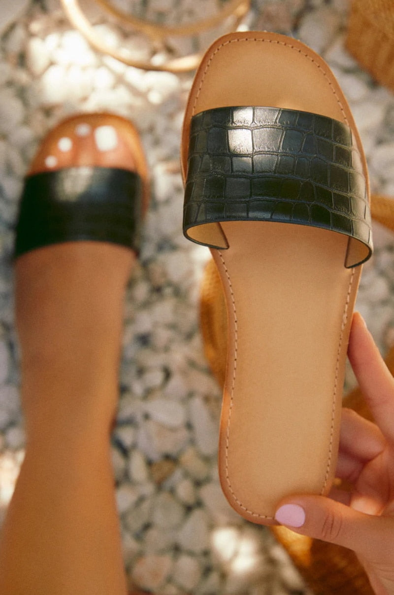 PaisleeSandals – Lightweight & Adjustable Women’s Sandals-Black-5.0-State of Style