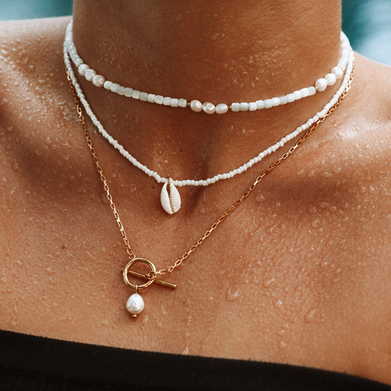 Pearl Necklace with Clasp - Lucía-State of Style