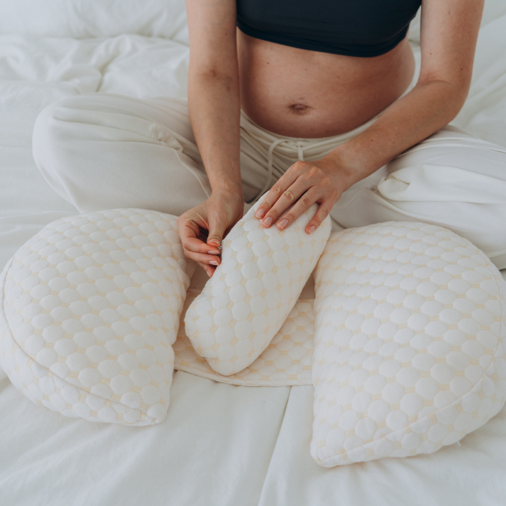 Pregnancy pillow - BumpNest-State of Style