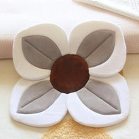 Soft baby bath with little flowers for the sink or when travelling – Cuddle Flower