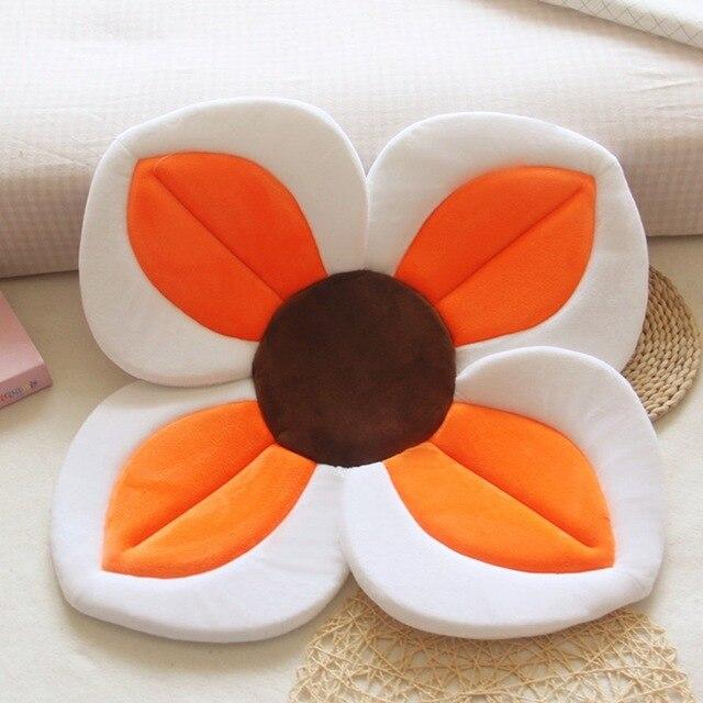 Soft baby bath with little flowers for the sink or when travelling – Cuddle Flower