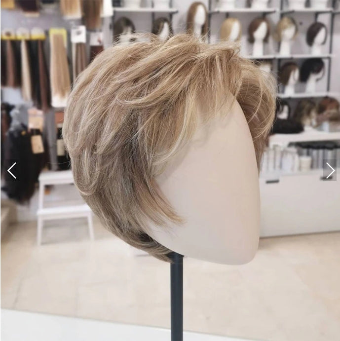 Quick Clip-in Hair Extensions for Short Hair – Zuri-Blonde-State of Style