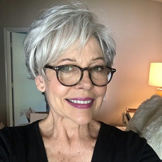 Quick Clip-in Hair Extensions for Short Hair – Zuri-Blonde-State of Style