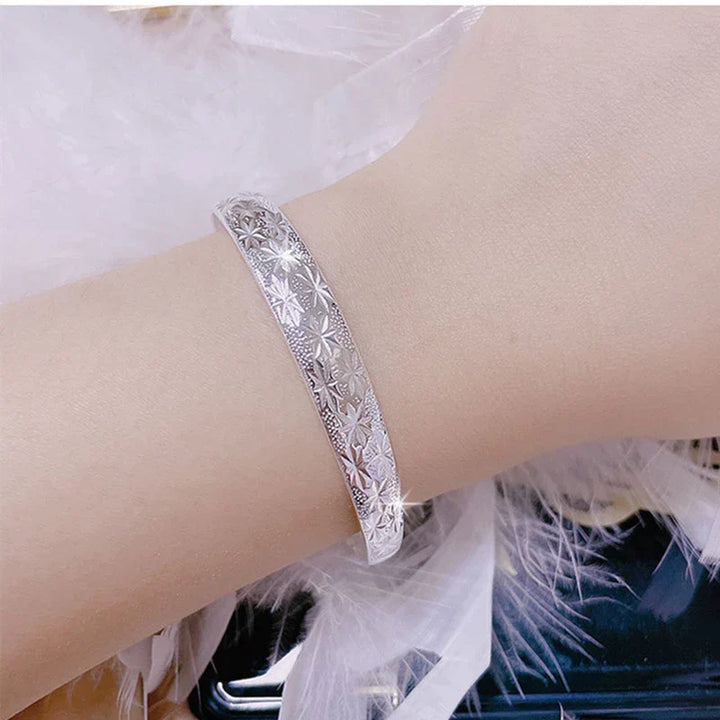 Radiant Star Armband | Elegant Jewellery for Women-State of Style
