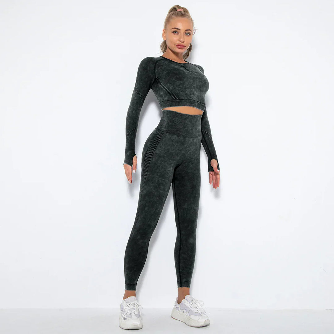 Seamless Women's Yoga Set with Cropped Top - Nova-Black-L-State of Style