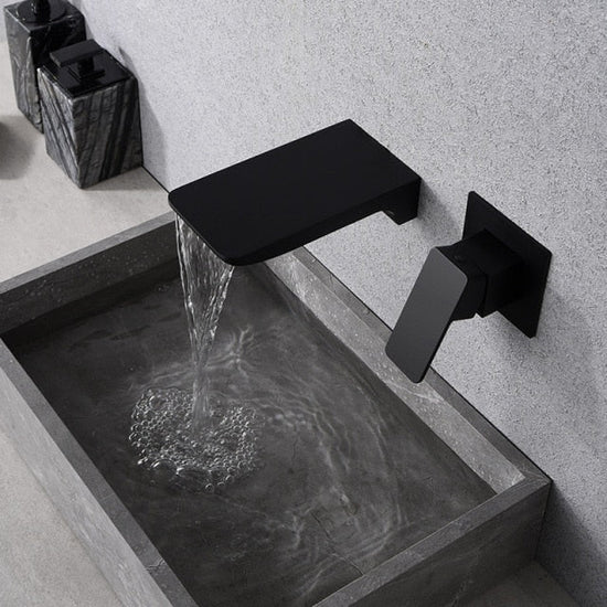 Sensor Wall Tap with Waterfall Outlet – Fluxis-Chromium-State of Style