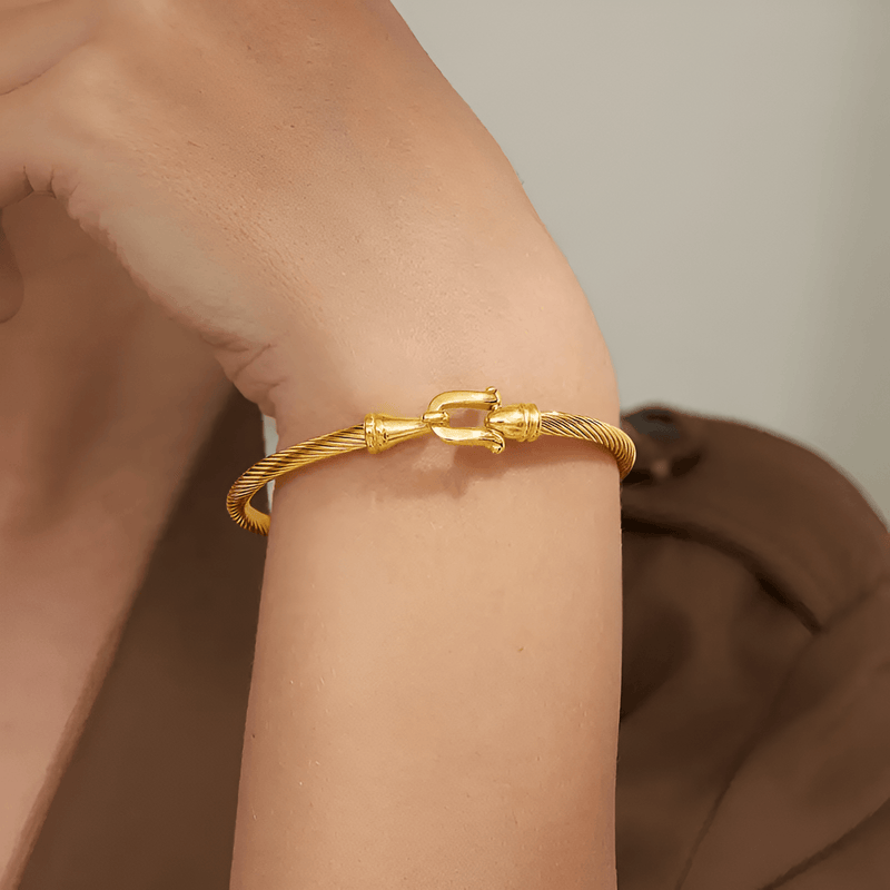 Splash Bracelet with Holiday Flair - Eliana-State of Style