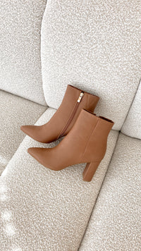 Stylish Casual Ankle Boots – Elonette-Brown-4.5-State of Style