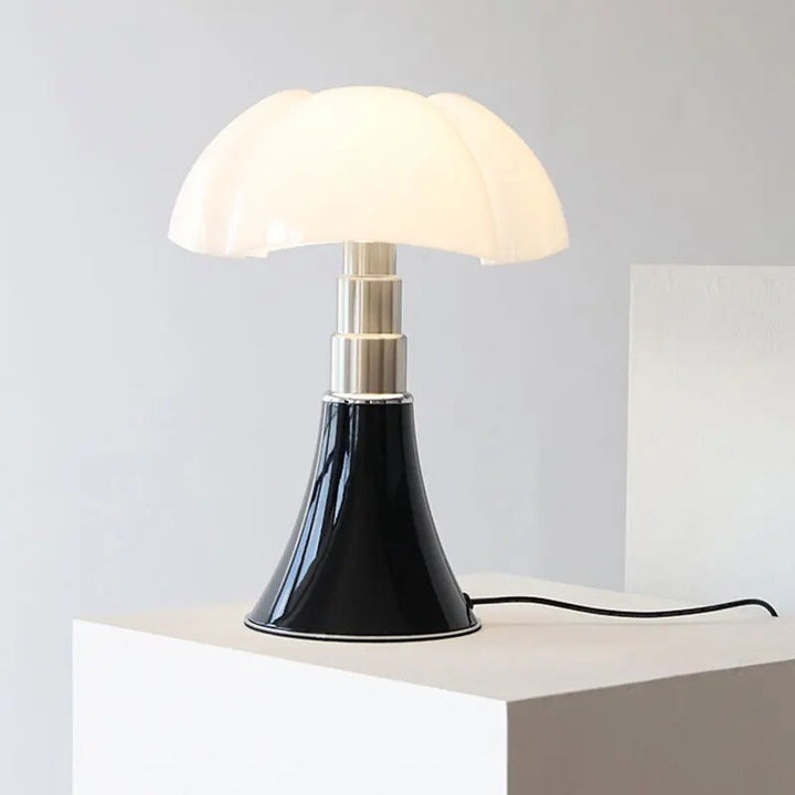 Stylish Flower Table Lamp – Fleur-Black-State of Style