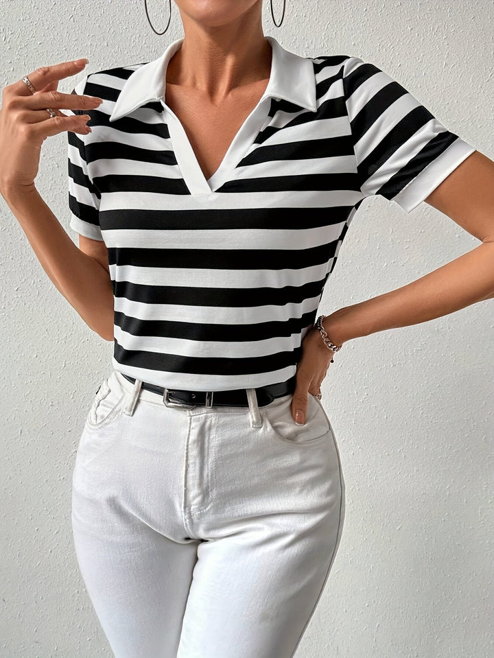 Stylish Striped Short Sleeve T-shirt for Women - Julia-S-State of Style