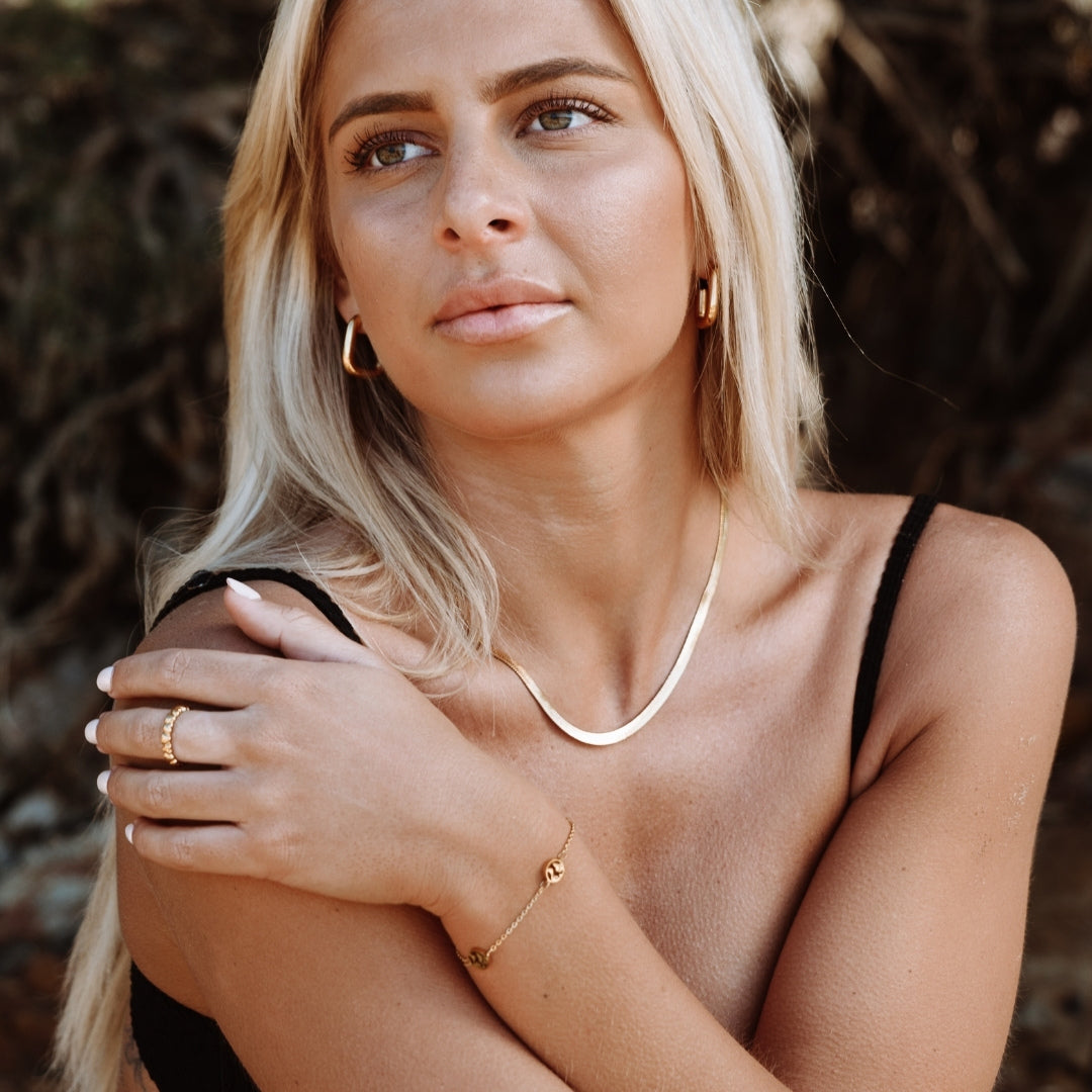Stylish Women's Earrings - Naxos-Gold-State of Style