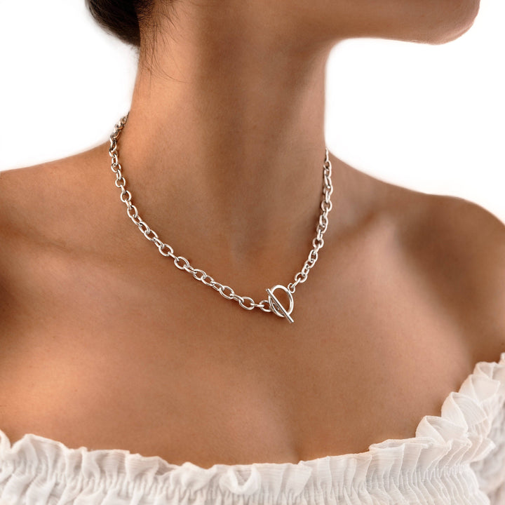 Subtle Necklace with Geometric Design - Noelia-Gold-State of Style