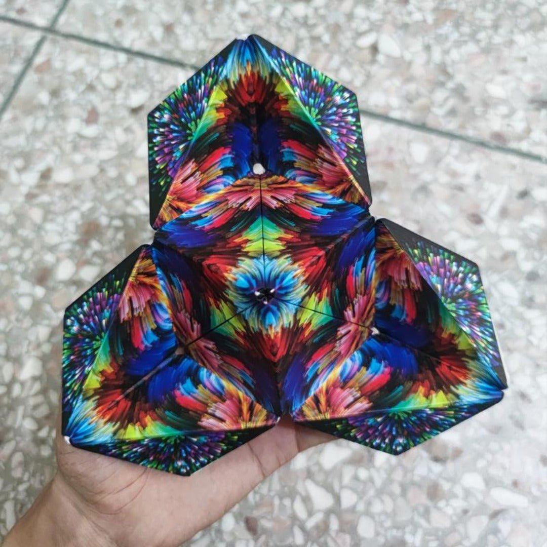 The Magnetic Creation Cube - ShapeShift-Version 1-State of Style