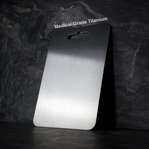 Titanium Cutting Board Without BPA or Microplastics - PureSteel-S (30 cm x 20 cm)-State of Style