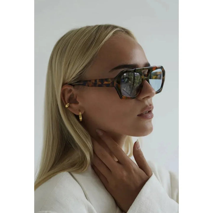Trendy Sunglasses with Glamour Detail – Nova-Brown glass-State of Style