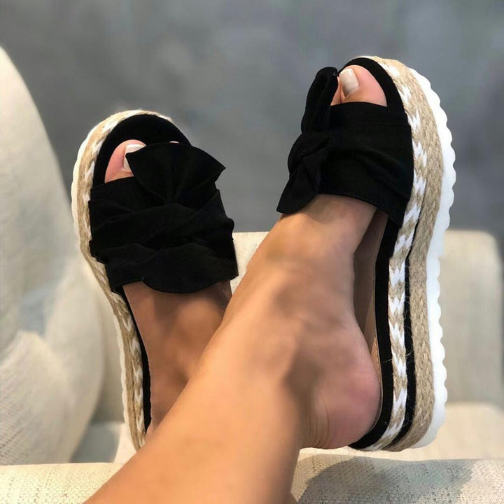 Trendy women's summer shoes with correction function and comfort sole – Selina-Black-3-State of Style