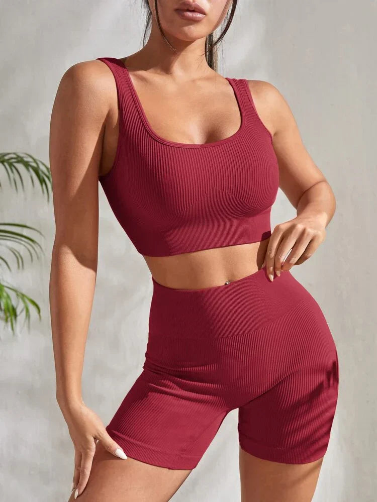 Two-piece women's fitness set with shorts & sports top – Sienna-Red-S-State of Style