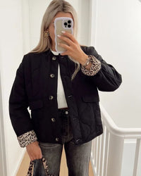 Elegant ladies' jacket with leopard lining – Narela
