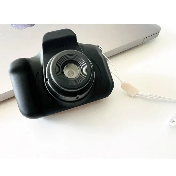 Vintage Camera for Unique Memories - RetroPix-Black-2000-State of Style