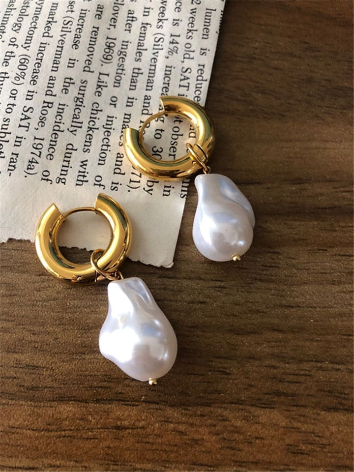 Vintage Earrings | Stunning Retro Chic for Your Style Statement-Gold-State of Style