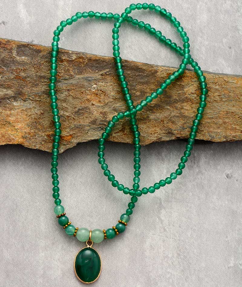 Vintage Green Onyx Calming Necklace - Elara-State of Style
