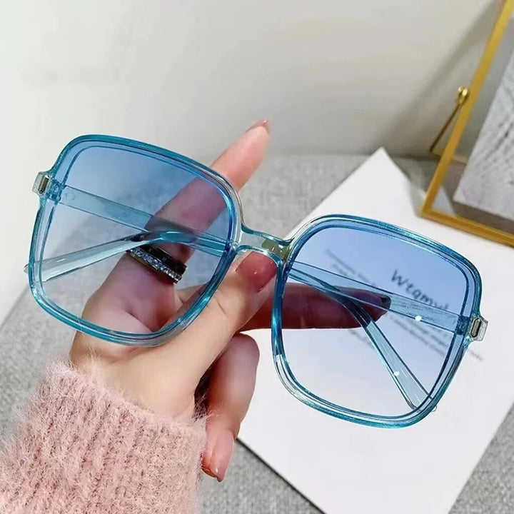 Vintage-Inspired Oversized Square Sunglasses – Chic & Trendy-A2-State of Style