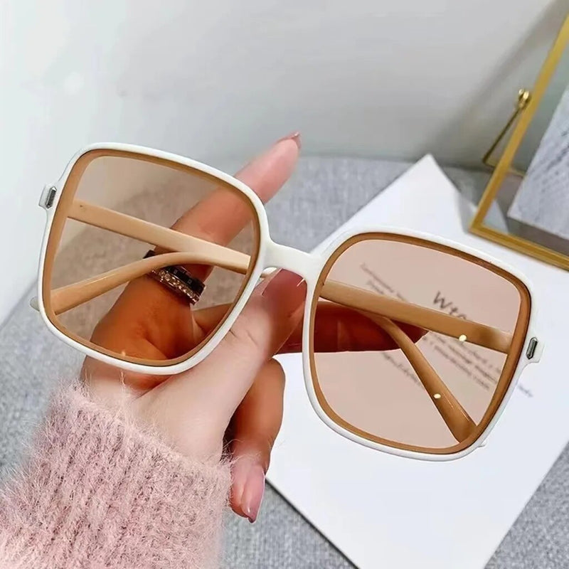 Vintage-Inspired Oversized Square Sunglasses – Chic & Trendy-A5-State of Style