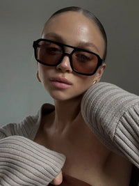 Vintage sunglasses with UV protection and retro charm – Loreen-Black/Orange-State of Style