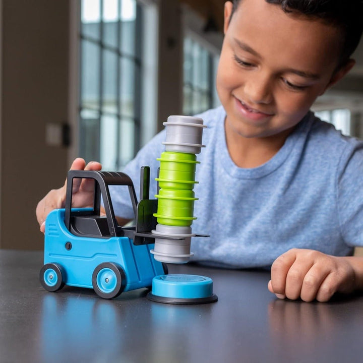 Stacking game with forklift truck – educational game to promote dexterity and concentration