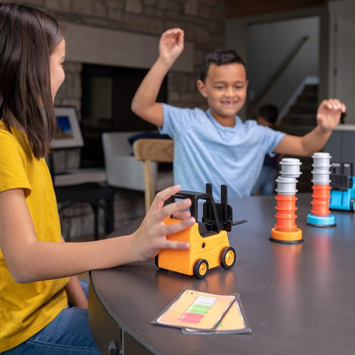 Stacking game with forklift truck – educational game to promote dexterity and concentration