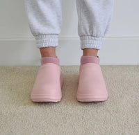 Weatherproof comfort clogs with cloud cushioning – Mireille-Black-3-State of Style