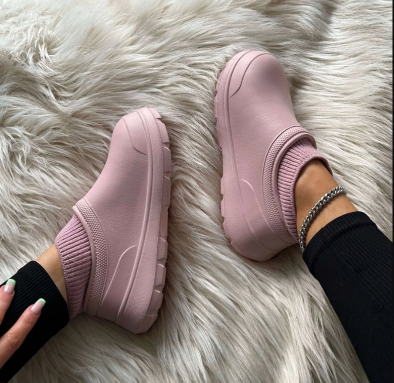 Weatherproof comfort clogs with cloud cushioning – Mireille-Pink-3-State of Style